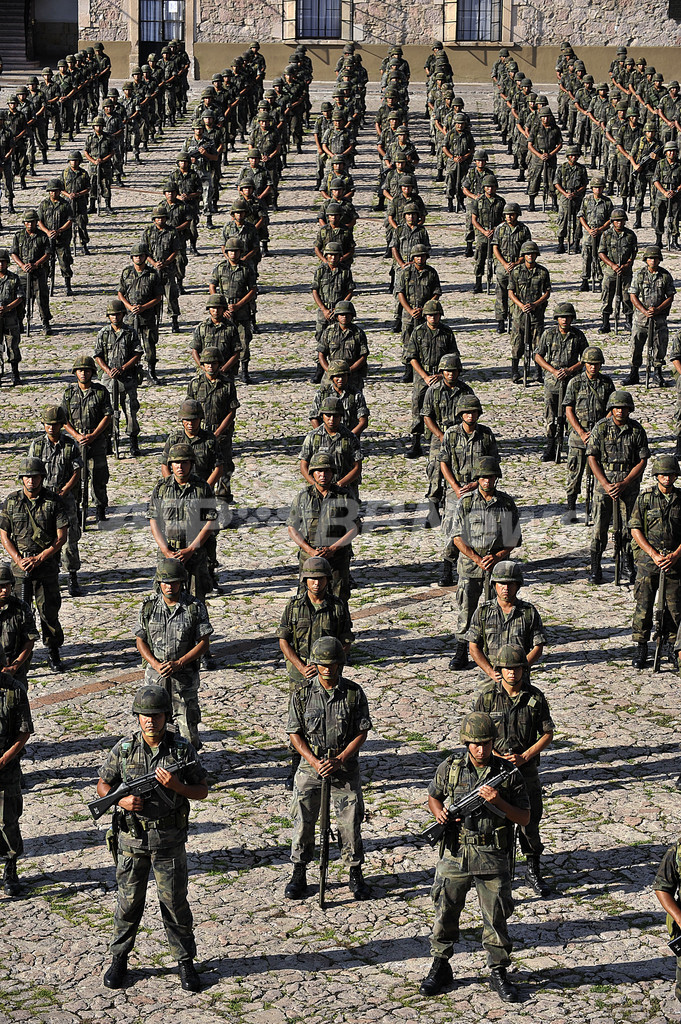 メキシコ政府が麻薬撲滅作戦、軍兵士3500人を配備 写真20枚 国際ニュース:AFPBB News