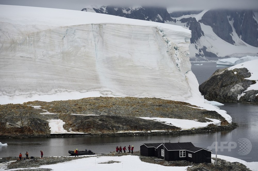 富貴蘭「南極」雪山白縞 ちょこっと旅気分、南極 写真26枚 国際ニュース：AFPBB News