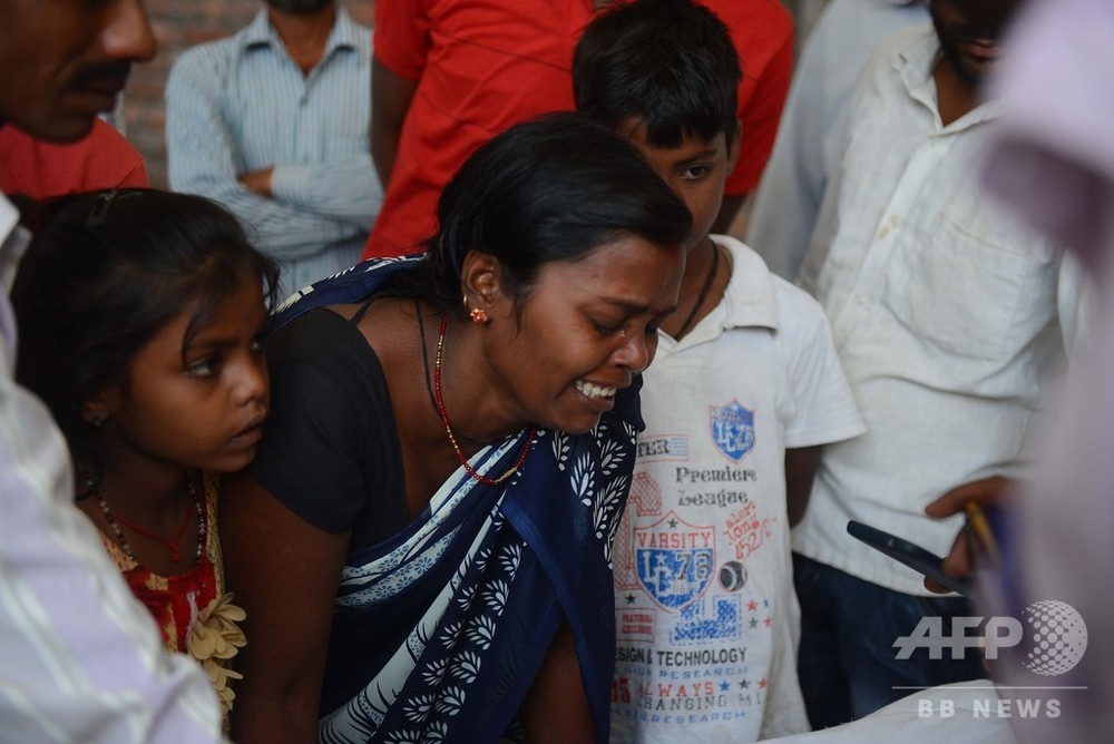 インド列車事故、遺族ら抗議行動 安全性めぐり当局に憤り 写真5枚 国際ニュース：AFPBB News