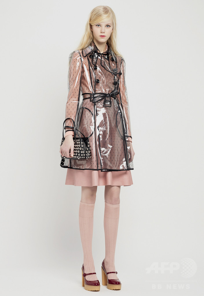 60年代への回帰、「レッド ヴァレンティノ」15年プレフォール