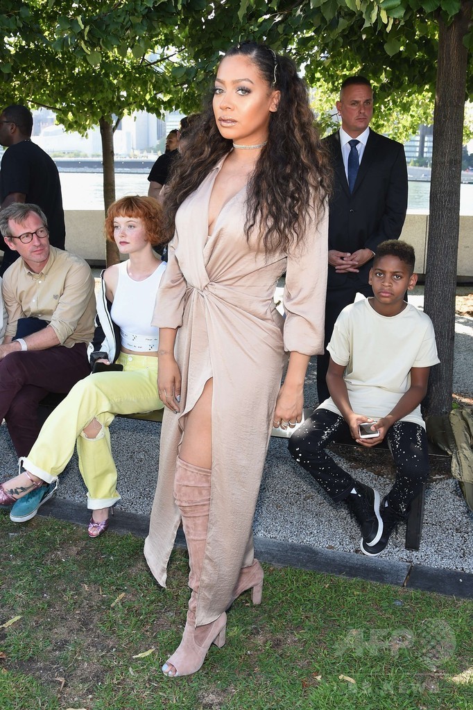 カニエ・ウェスト「イージー シーズン 4」、NYでプレゼンテーション