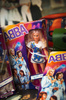 スウェーデンの伝説的ポップグループ「アバ（Abba）」の関連グッズ収集家トマス・ノルディン（Thomas Nordin）さんがオークションに出品し、首都ストックホルム（Stockholm ）の競売所で公開された2万5000点のコレクションの一部（2013年6月26日撮影）。(c)AFP/SCANPIX SWEDEN/JONAS EKSTROEMER