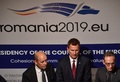 ルーマニアの首都ブカレストで記者会見する（左から）ジャンイブ・ルドリアン仏外相、ジェレミー・ハント英外相、ハイコ・マース独外相（2019年1月31日撮影）。(c)Daniel MIHAILESCU / AFP