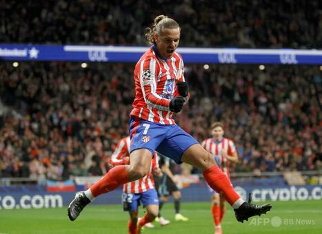 グリーズマン、アトレティコと27年まで契約延長 写真2枚 国際ニュース