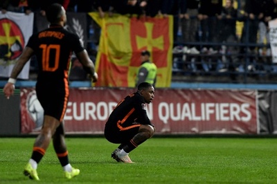 オランダ、ドローでW杯出場決定お預け ファン・ダイク「最低」