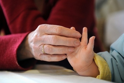 「老け顔」は心臓病の予兆？米学会報告