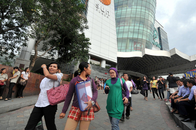 スマトラ沖の地震、死者1000人超える恐れも