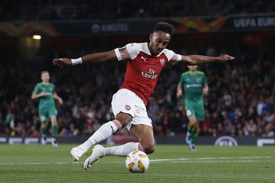 オーバメヤン、病気の父親をガボン代表監督に指名した連盟を批判