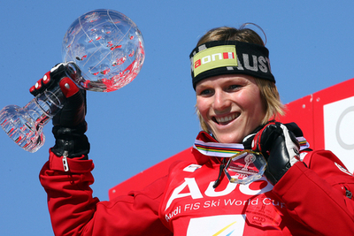＜06-07アルペンスキーW杯＞女子スーパー複合、シールド 年間総合優勝を果たす - スイス