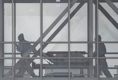 ロシア1日のコロナ死者、初めて900人超える