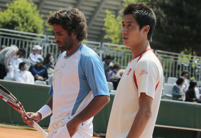 錦織組、2回戦で敗退 全仏テニス