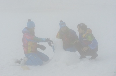 バイアスロン男子15キロは悪天候で順延、ソチ五輪