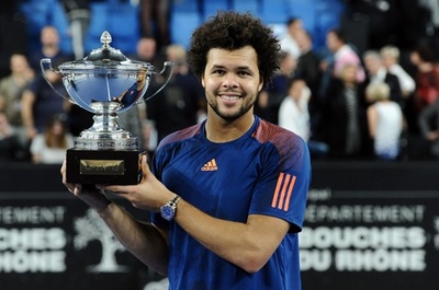 ツォンガが2週連続優勝、同胞プイユ下しオープン13制覇