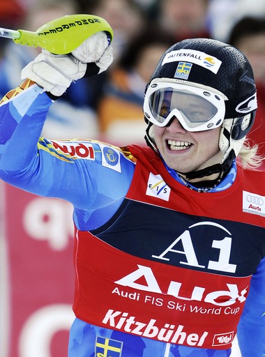 ＜06-07アルペンスキーW杯＞男子回転・第6戦、ビックマーク 僅差で優勝を飾る - オーストリア