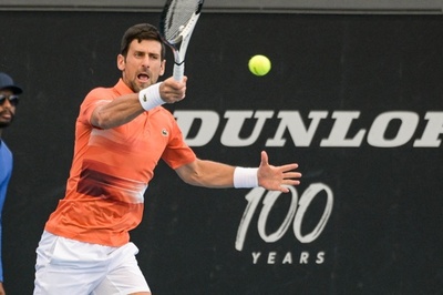 ジョコビッチが豪で2年ぶりの試合、ファンは大歓迎