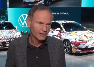 フォルクスワーゲン 米国の追加関税で数十億ユーロの損失