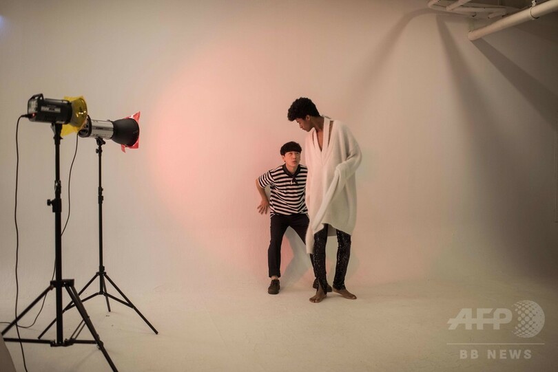 根強い人種差別と闘う、韓国初の黒人メンズモデル