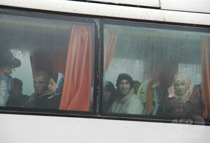 孤立したシリア4自治体から住民ら退避開始、カタールとイランが仲介