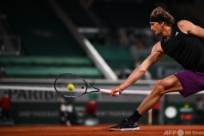 錦織はズベレフに完敗 全仏OP8強入りならず