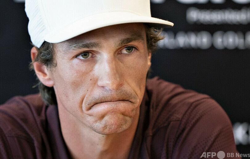 男子ゴルフのオルセン被告、機内で女性の胸つかむ 英で裁判