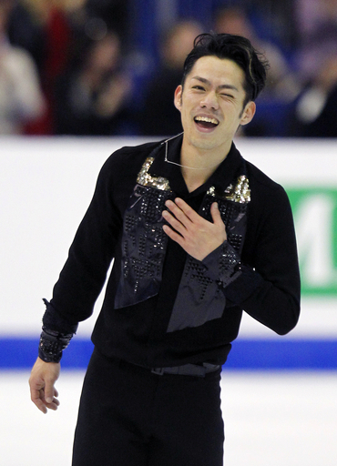 高橋が銀、羽生が銅獲得 チャンが2連覇 世界フィギュア 写真20枚