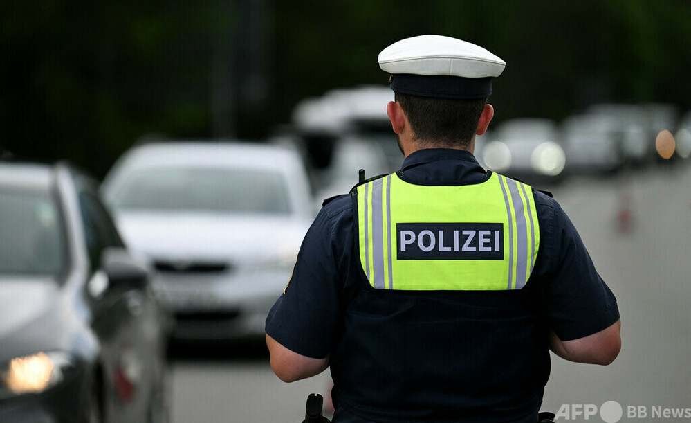 「現代的」生活送る姉殺害、アフガン人男2人に終身刑 独 写真1枚 国際ニュース:AFPBB News