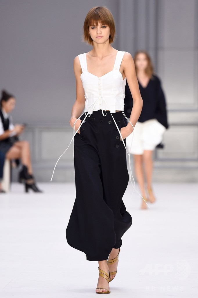 「クロエ」17年春夏