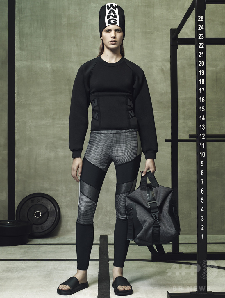 アレキサンダー ワン×H＆M、注目のルック公開へ