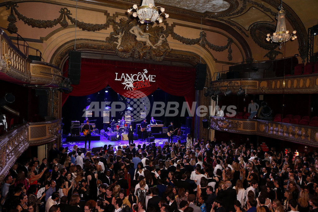 「ランコム」×アルベール・エルバス、パリで盛大なパーティ