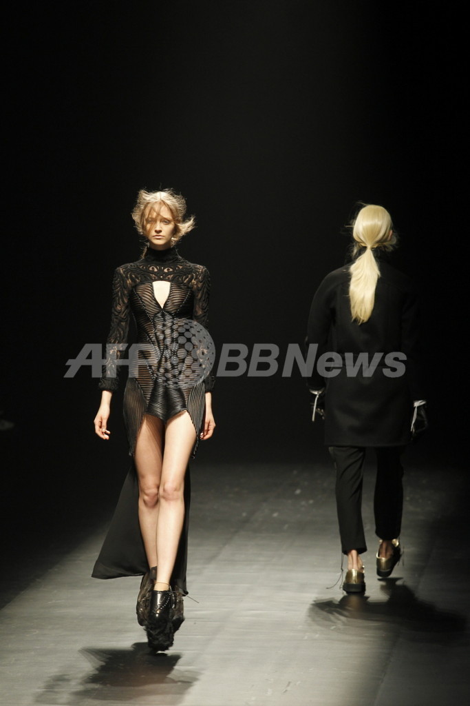 ＜13/14年秋冬東京コレクション＞クリスチャン・ダダ