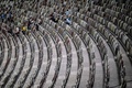 陸上の東京五輪テスト大会中の国立競技場（2021年5月9日撮影）。(c)Charly TRIBALLEAU / AFP