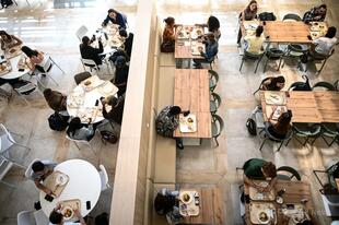 全学生対象に「1ユーロ定食」の提供開始 フランス