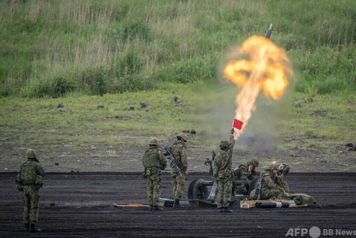 陸上自衛隊、「富士総合火力演習」実施 写真28枚 国際ニュース