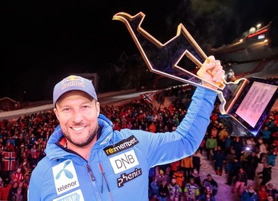 スビンダル、2年前に重傷を負った因縁の地でW杯通算35勝目