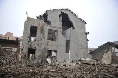 汚水槽の爆発で15人負傷、住宅1棟倒壊 中国