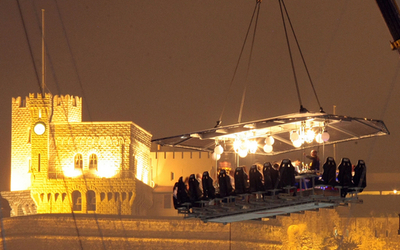 空中レストラン、地上25メートルの絶景の宴