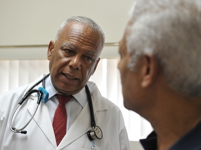 中高年の男性ホルモン療法、死亡などのリスク増