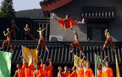 鄭州の少林寺へ日本連盟が40年ぶり訪問