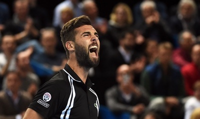 地元期待のペール、ワウリンカ下し4強入り オープン13