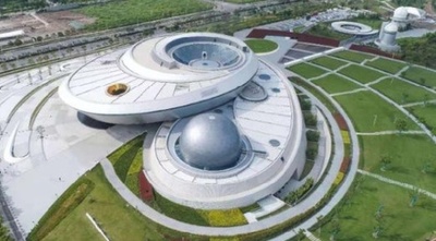 上海、世界最大の天文館開館 希少な隕石や月の土壌サンプルを展示