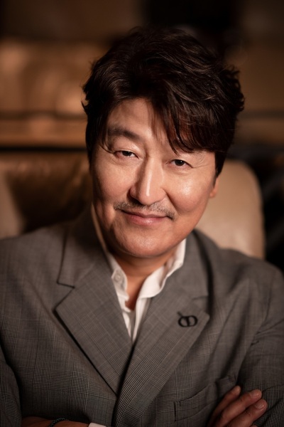 「希望、見てほしい」…ソン・ガンホ、映画「非常事態」インタビュー – KOREA WAVE