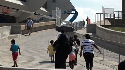 カナダで移民流入に拍車、五輪スタジアムも開放 米政策の余波