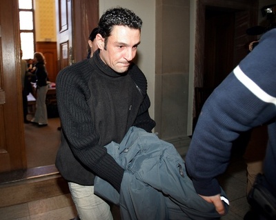 HIV陽性知りながら感染させる、再犯の男に禁錮12年 仏