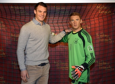 ドイツ代表の守護神ノイアーのろう人形がベルリンでお披露目