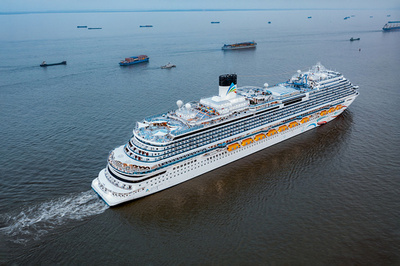 中国製大型クルーズ船「愛達・魔都」が上海に帰港