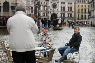 ベネチアで今季初の「アクアアルタ」、サンマルコ広場も冠水