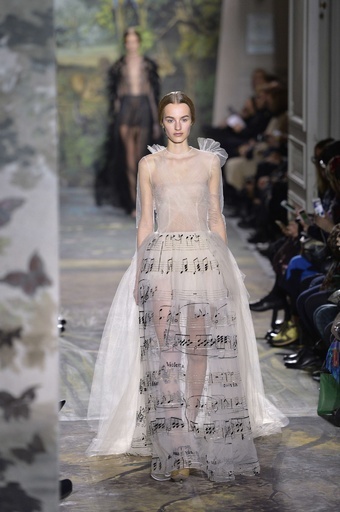 ＜14年春夏パリ・オートクチュール＞ヴァレンティノ