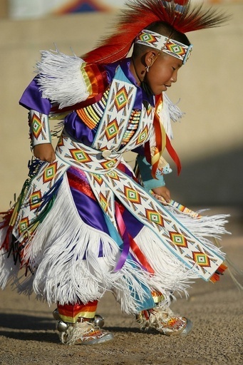 ナバホ語吹き替え版「スター・ウォーズ」、今夏公開へ