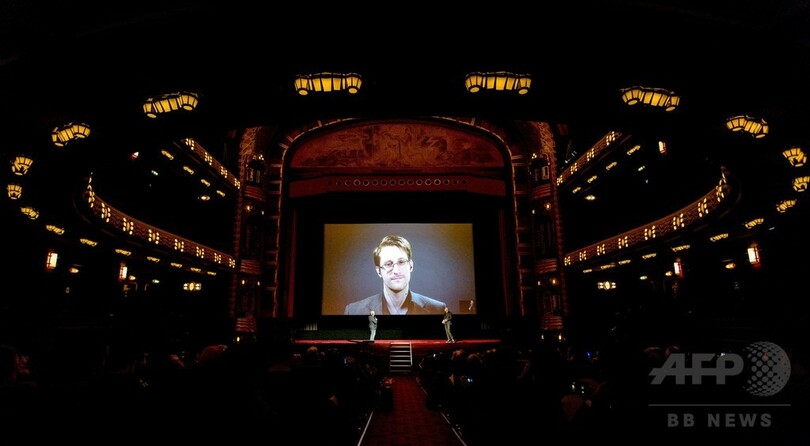 スノーデン容疑者、トランプ氏を「恐れてはいけない」蘭イベントで