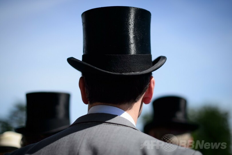 華やかな帽子がいっぱい、英国伝統レース｢ロイヤルアスコット｣